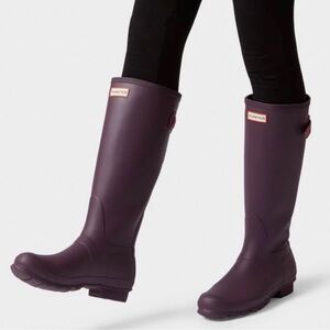 Hunter Women's Plum Rain Boots